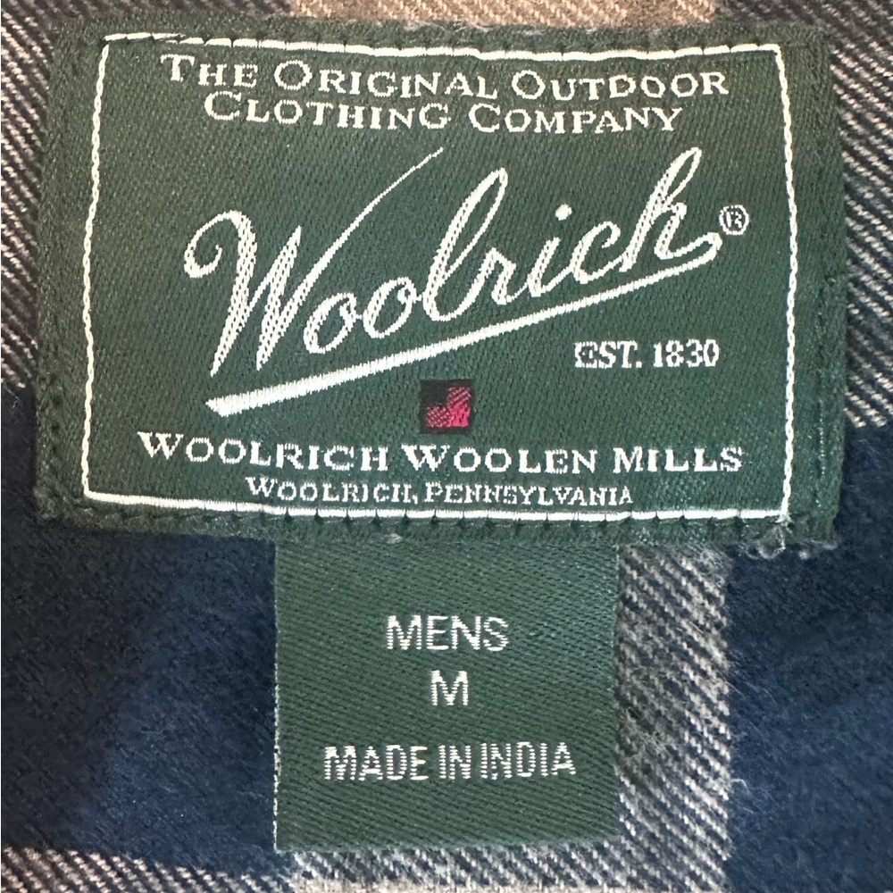 Woolrich Men’s Plaid Flannel Button-Up Shirt – Size Medium - Picture 4 of 7